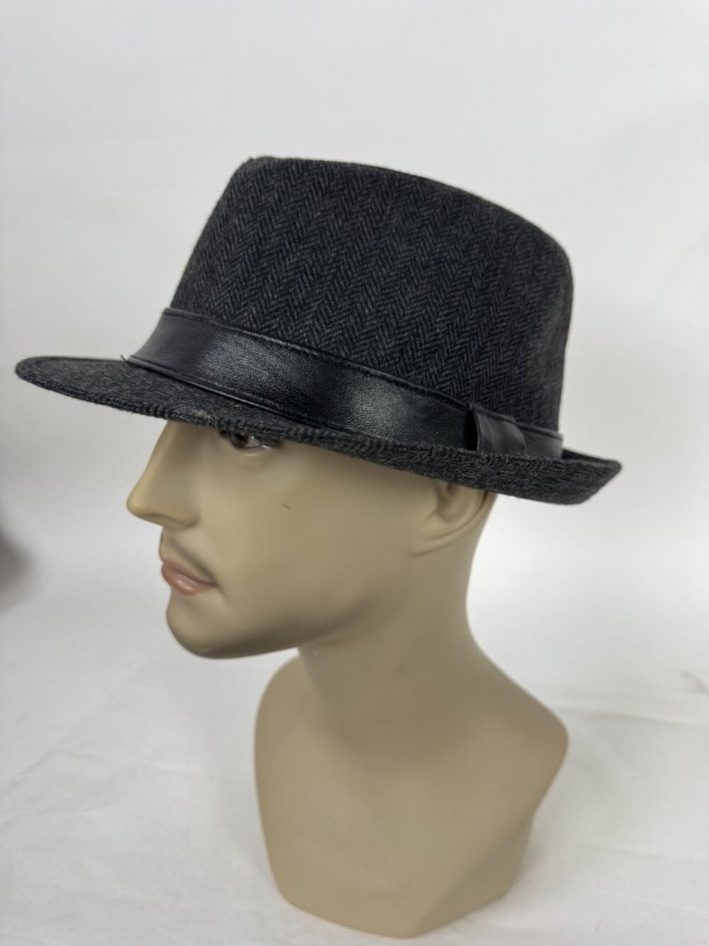 Neiman Marcus Mens Fedora Hat L/XL Genuine Leather Trim Black Herringbone